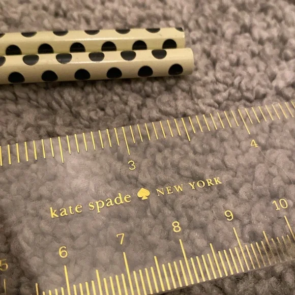 Kate Spade ♠️ zipper pouch - Picture 5 of 12